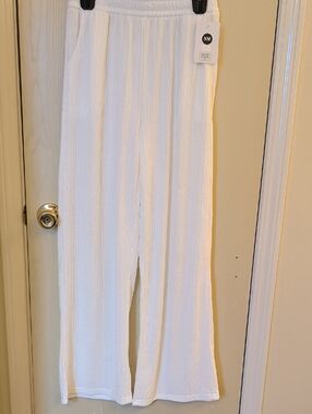 NWT New Mix White Textured Wide Leg Pants Size L Elastic Waist Pockets Summer
